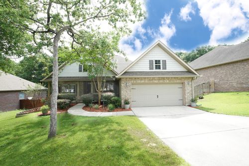 614 Red Fern Rd, Crestview, FL, 32536-5471 | Card Image