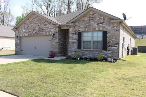 408 Colonial Heights Dr, Munford, TN, 38058-6813 | Card Image
