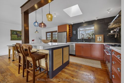 22 Rice Dr, Schomberg, ON, L0G1T0 | Card Image