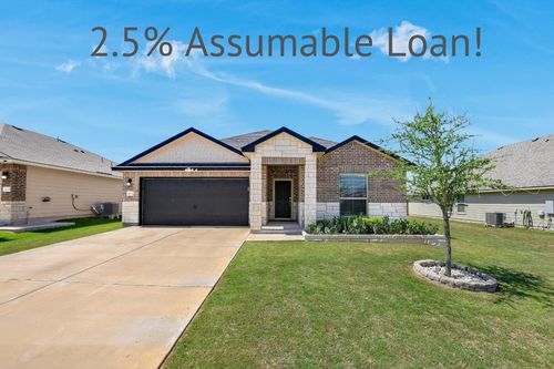 102 Reagor Dr, Taylor, TX, 76574-4536 | Card Image