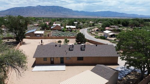 8 Calle Blanca, Corrales, NM, 87048-7803 | Card Image