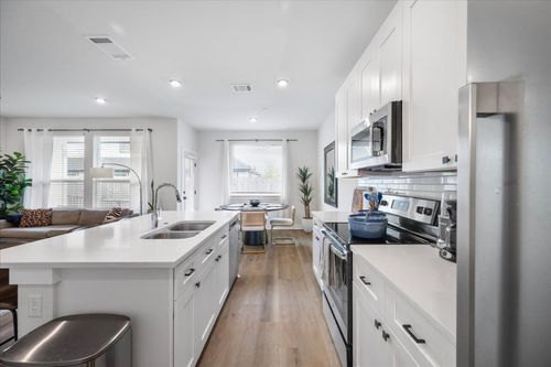 unit-105-2600 Gattis School Rd, Round Rock, TX, 78664-2573 | Card Image