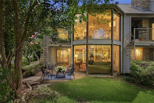 122-122 World Of Tennis Square, Lakeway, TX, 78738 | Card Image