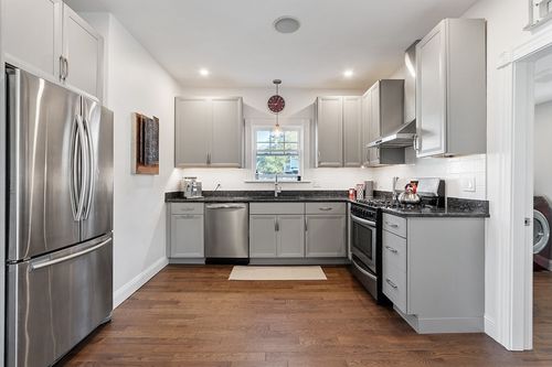 2-2 Hayes St, Maynard, MA, 01754-1816 | Card Image