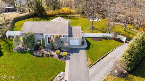 2 Darien Cir, Howell, NJ, 07731-1718 | Card Image