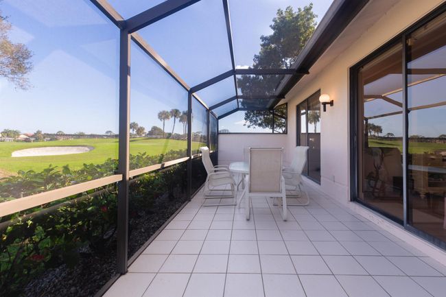 533 Prestwick Cir, Townhouse with 2 bedrooms, 2 bathrooms and null parking in Palm Beach Gardens FL | Image 27