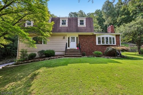 16 Zander Ln, Randolph, NJ, 07869-2306 | Card Image