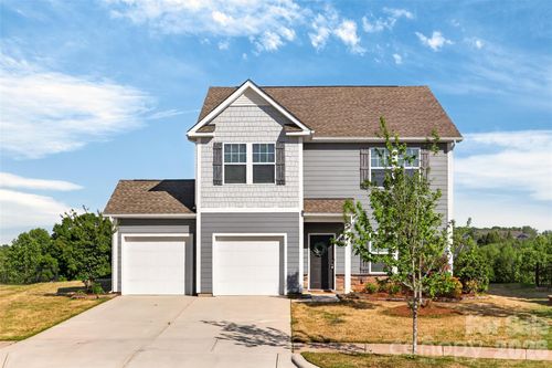 66-143 Jana Dr, Statesville, NC, 28677-9811 | Card Image