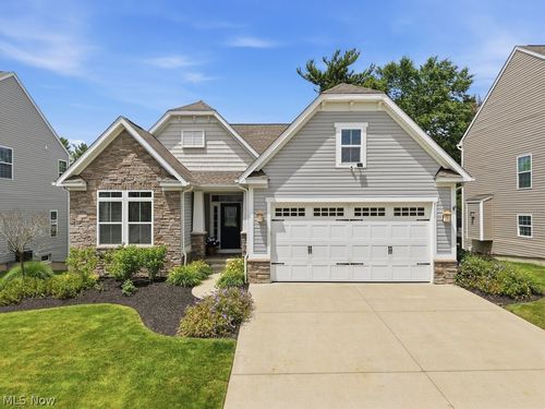 3111 Liberty Ledges Dr, Twinsburg, OH, 44087-4926 | Card Image