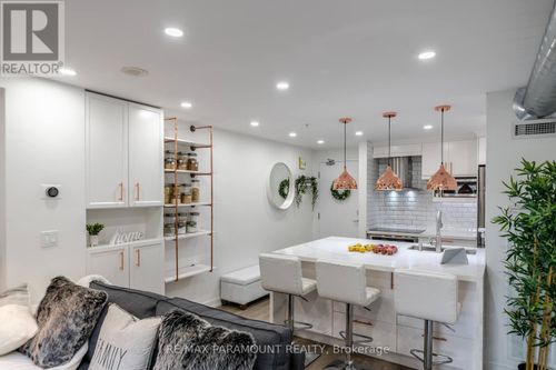 315-1410 Dupont St, Toronto, ON, M6H0B6 | Card Image