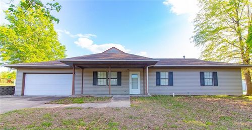 502 Mallory Ct, Warrensburg, MO, 64093-2843 | Card Image