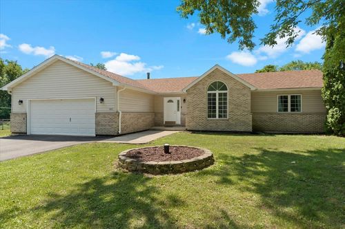 10067 W Logan Ct, Zion, IL, 60099-1706 | Card Image
