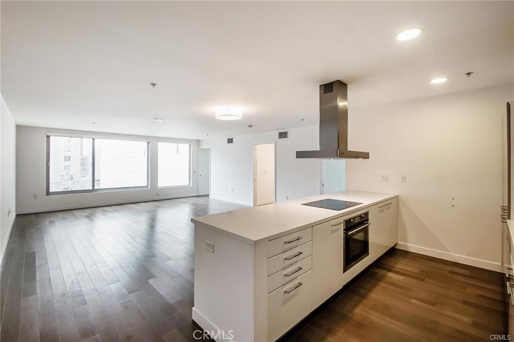 Residential Lease in Los Angeles 2