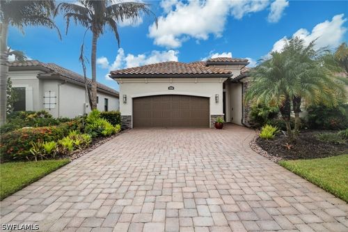 12836 Kinross Ln, NAPLES, FL, 34120-5283 | Card Image