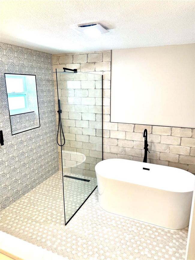 6524 Senegal Palm Way, House other with 3 bedrooms, 2 bathrooms and null parking in APOLLO BEACH FL | Image 19