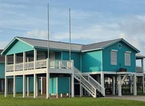 953 Sea Breeze, Crystal Beach, TX, 77650 | Card Image