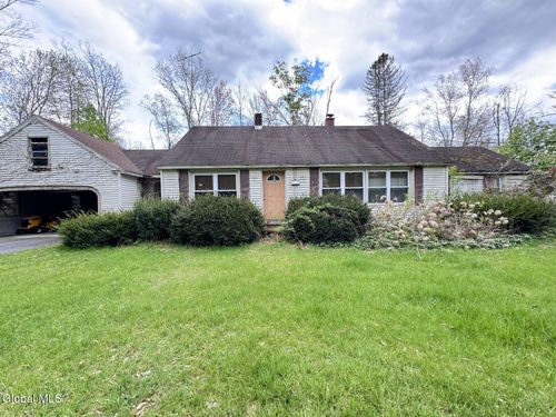 140 Clark St, Queensbury, NY, 12804 | Card Image
