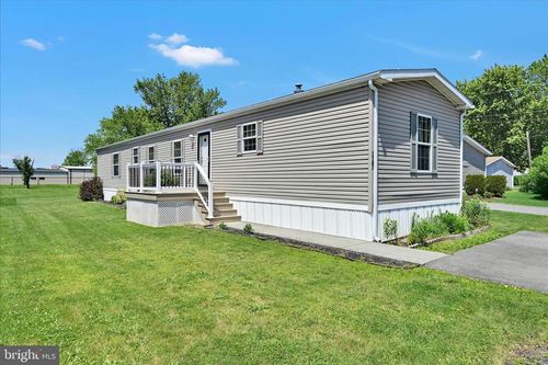 118-118 Mimosa Dr, YORK, PA, 17402-8657 | Card Image