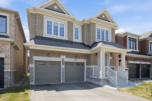 32 Bermondsey Way, Brampton, ON, L6Y6K8 | Card Image