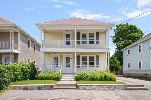 147 Tweed St, Pawtucket, RI, 02861-1734 | Card Image