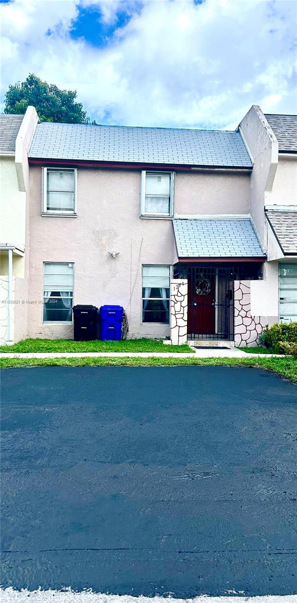 Seaview , North Lauderdale, FL 33068