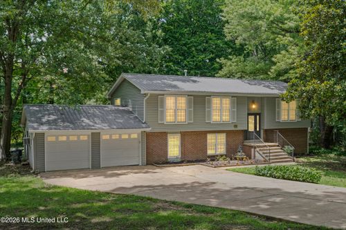 7145 Westbranch Rd, Olive Branch, MS, 38654-1505 | Card Image