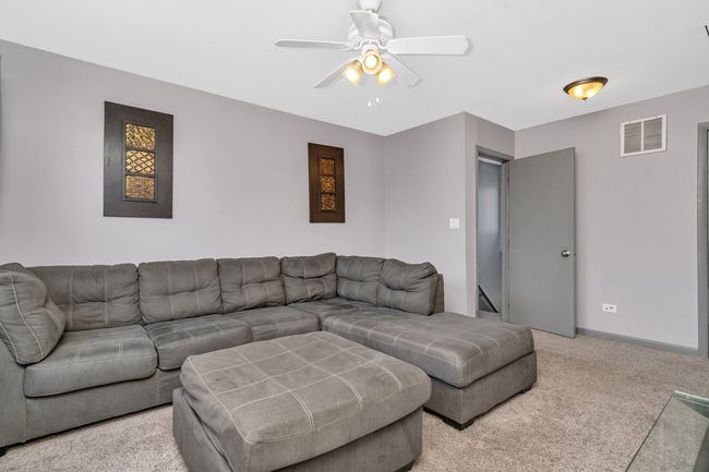 1 Red Wing Ct, House other with 4 bedrooms, 2 bathrooms and 2 parking in Woodridge IL | Image 18