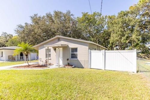 4318 Berkley Dr, TAMPA, FL, 33610-5711 | Card Image