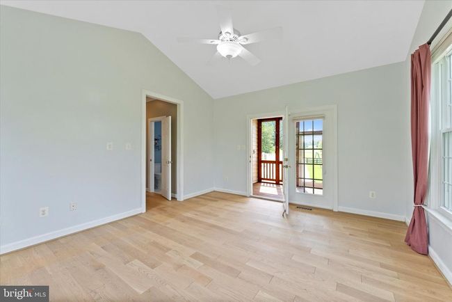 17760 Julie Ann Ct, House other with 4 bedrooms, 4 bathrooms and null parking in HAMILTON VA | Image 16