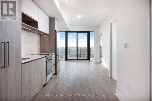 1005-181 Sterling Rd, Toronto, ON, M6R2B2 | Card Image