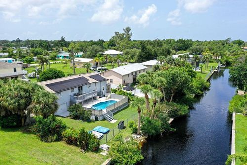 6 Cove Ln, ENGLEWOOD, FL, 34223-4419 | Card Image