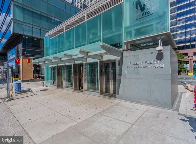 APT-104C - 1811 14 Th St N, Condo with 2 bedrooms, 3 bathrooms and null parking in ARLINGTON VA | Image 41