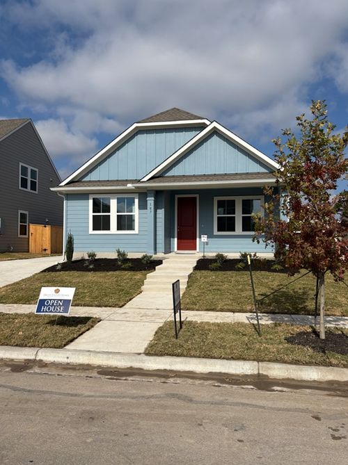 107 Elm Branch Trl, Taylor, TX, 76574-4547 | Card Image