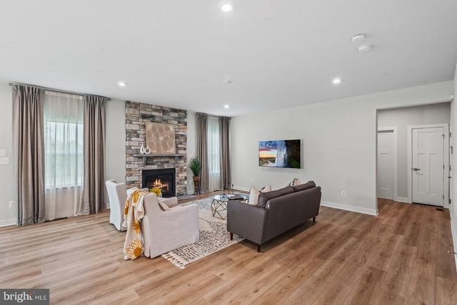 8005 International Dr, House other with 6 bedrooms, 5 bathrooms and null parking in WARRENTON VA | Image 13