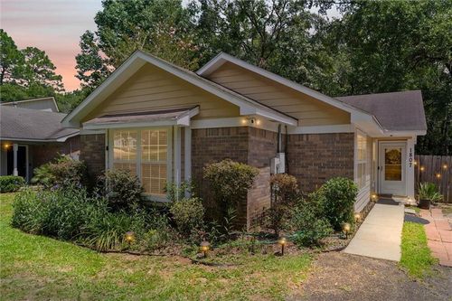 1807 Spring Brook Ct, Mobile, AL, 36609-2587 | Card Image
