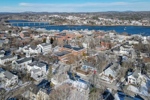 1-27 Court Street, Belfast, ME, 04915 | Card Image