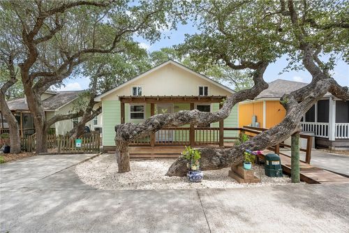 12-5481 Highway 35 N, Rockport, TX, 78382-9619 | Card Image