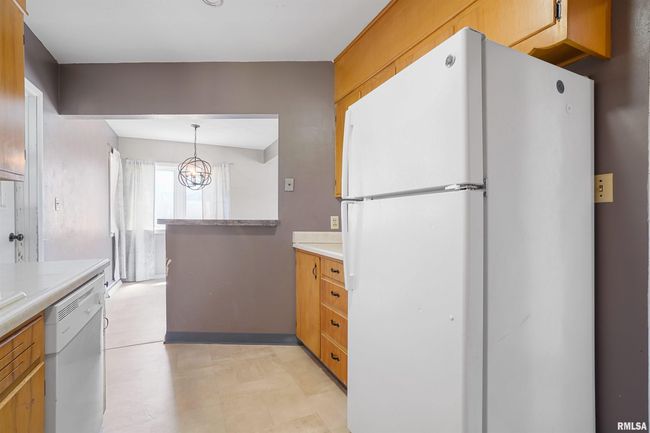 302 W 1 St Ave, Home with 0 bedrooms, 0 bathrooms and null parking in Coal Valley IL | Image 5