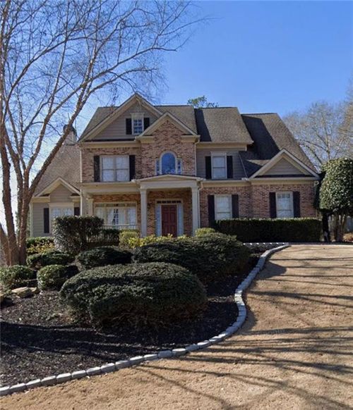 905 Misty Wood Ln, Suwanee, GA, 30024-6858 | Card Image