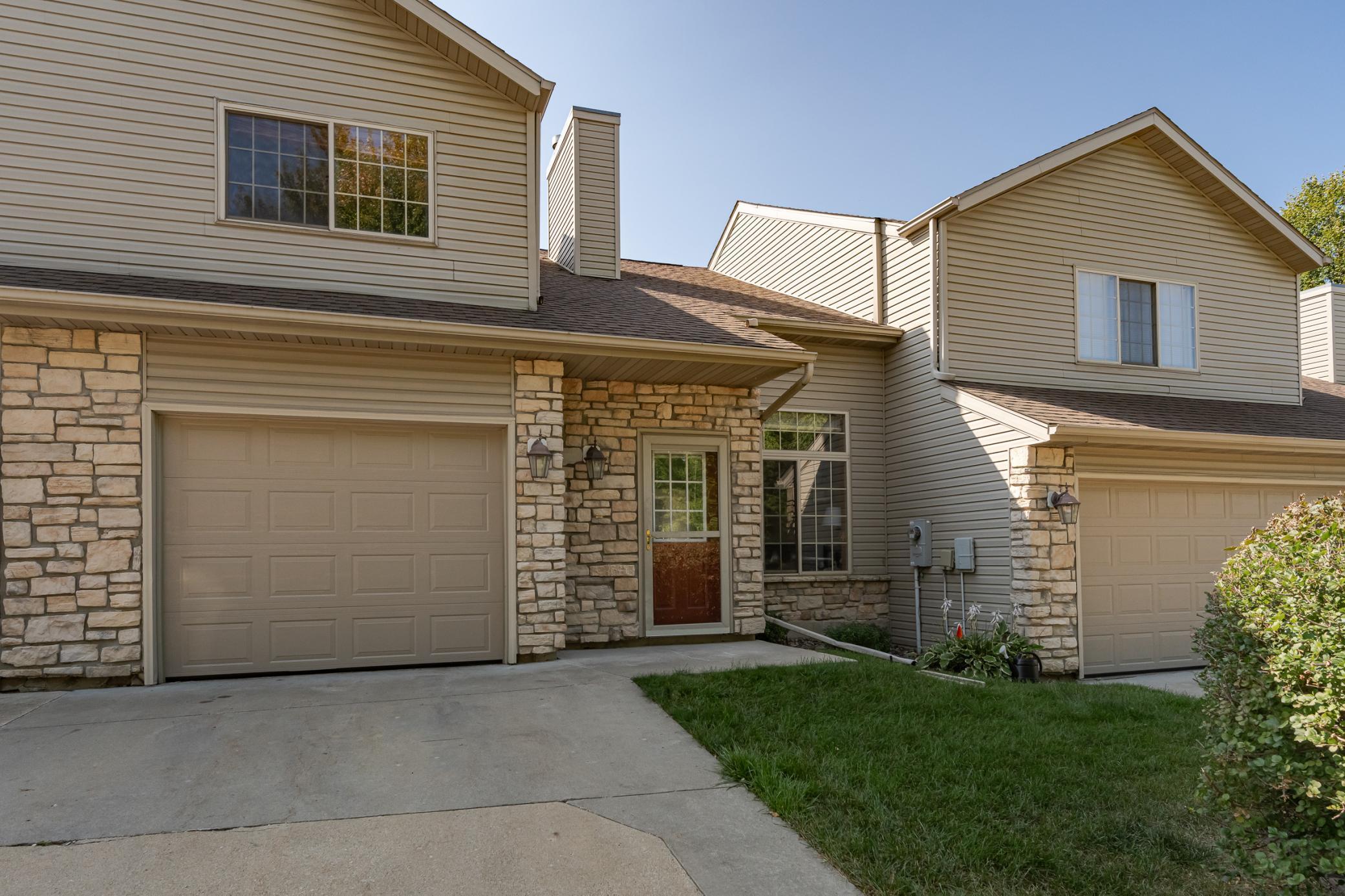 Arthur Ln, Rochester, MN 55901
