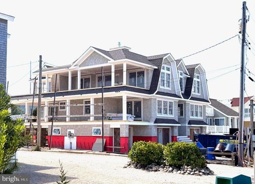 8 E Passaic Ave, Harvey Cedars, NJ, 08008-5762 | Card Image