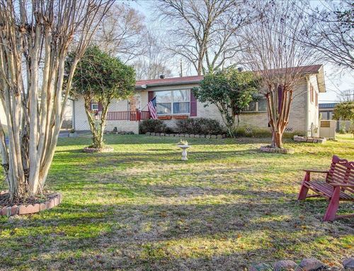 203 Sunset Bay Rd, Hot Springs, AR, 71913-7040 | Card Image