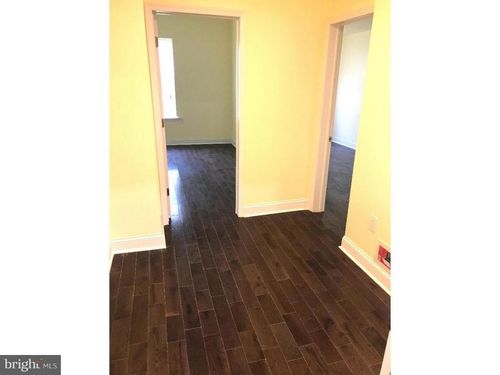 apt-3f-1427 W Girard Ave, PHILADELPHIA, PA, 19130-1617 | Card Image