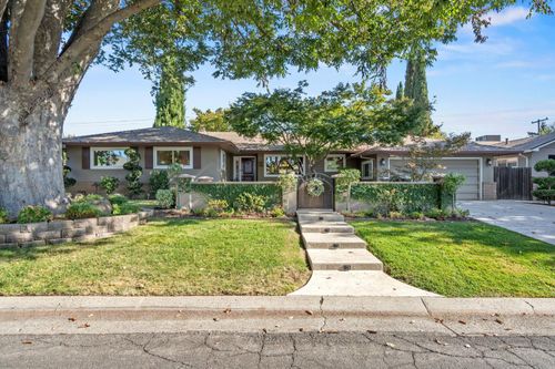 1113 Volz Dr, Sacramento, CA, 95822-1020 | Card Image