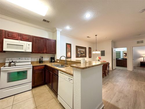 8206-1351 Tuscan Ter, DAVENPORT, FL, 33896-5482 | Card Image