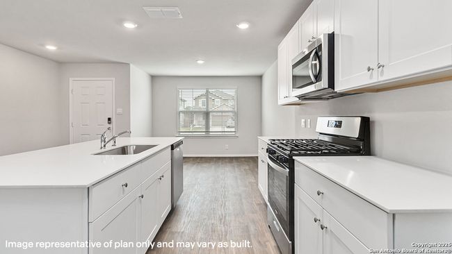 1136 Andean Emerald, House other with 5 bedrooms, 3 bathrooms and null parking in San Antonio TX | Image 10