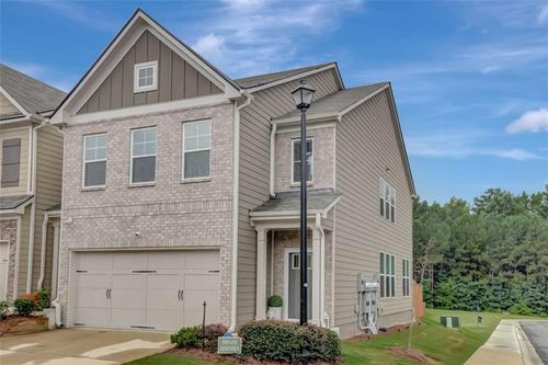 479-7753 Medieval St, Fairburn, GA, 30213-1131 | Card Image