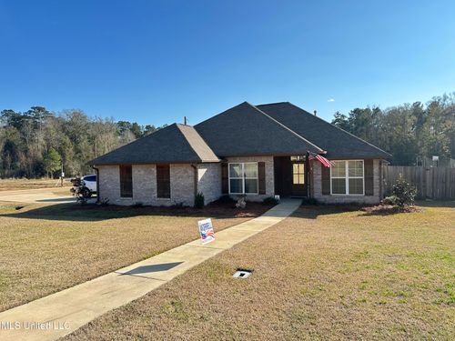 205 Dolly Ln Nw, Magee, MS, 39111-8716 | Card Image