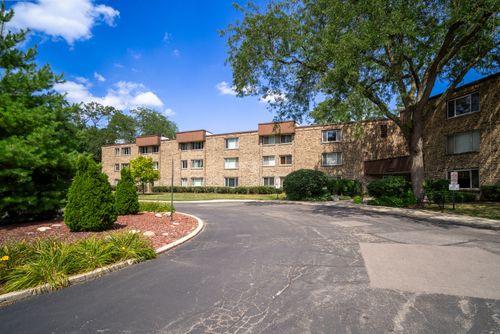 113a-2600 Brookwood Way Dr, Rolling Meadows, IL, 60008-2367 | Card Image