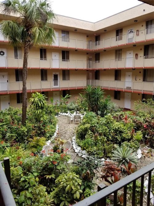 n-2830 Somerset Dr, Lauderdale Lakes, FL, 33311-9300 | Card Image